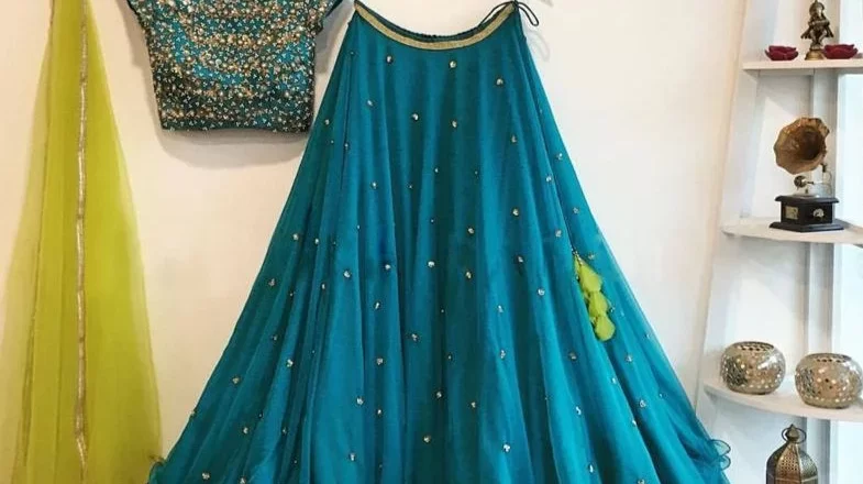 Finding Your Dream Blouse: A Guide to Wedding Lehenga Blouse Designs