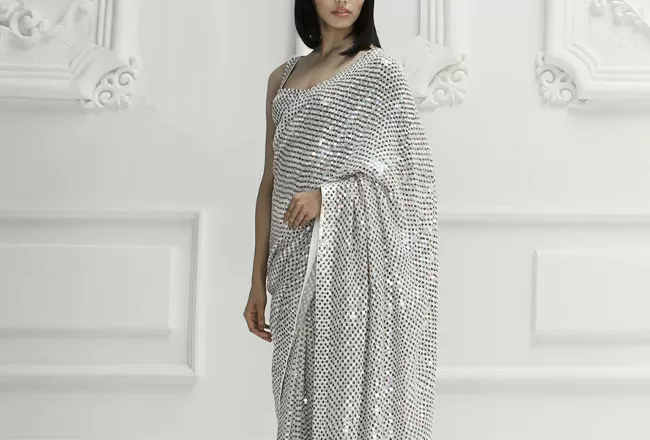 10 ways to style a grey saree for a chic and sophisticated look