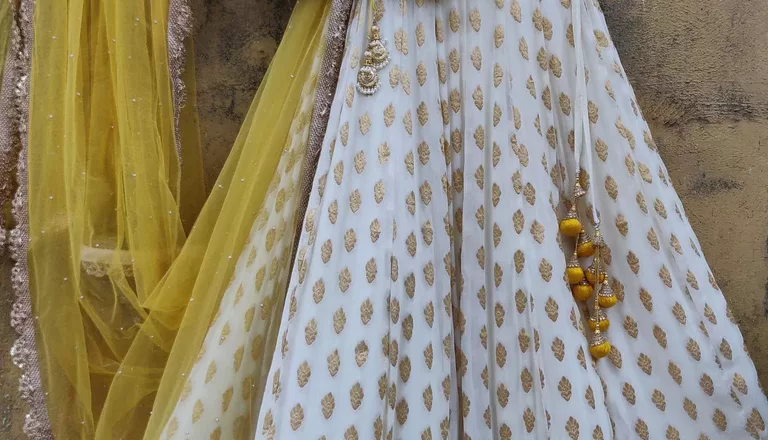 Banarasi Lehenga: The perfect blend of tradition and style