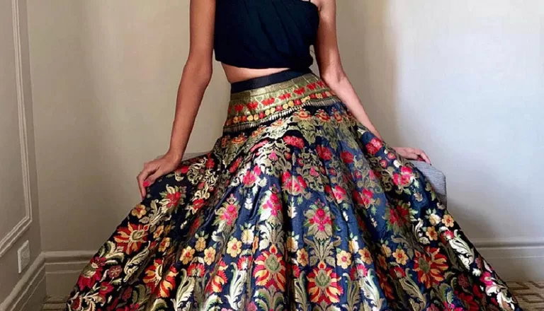 The Allure of Lehenga Crop Tops: Contemporary Chic