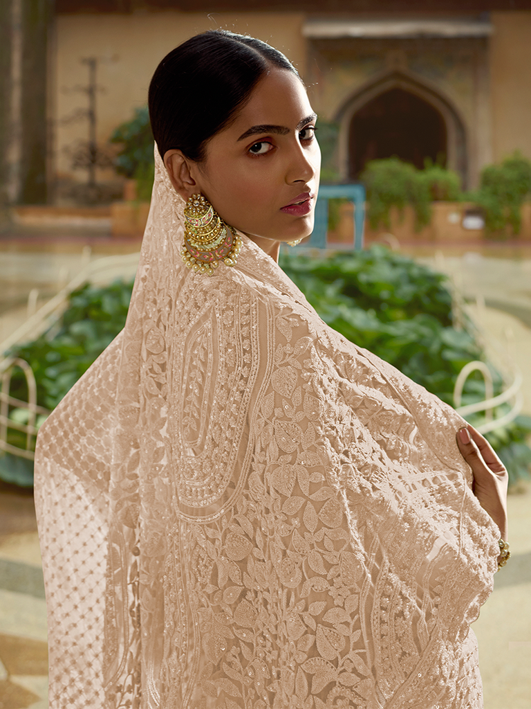 The Enchanting Embrace of Lilac: A Guide to Your Soft Net Saree